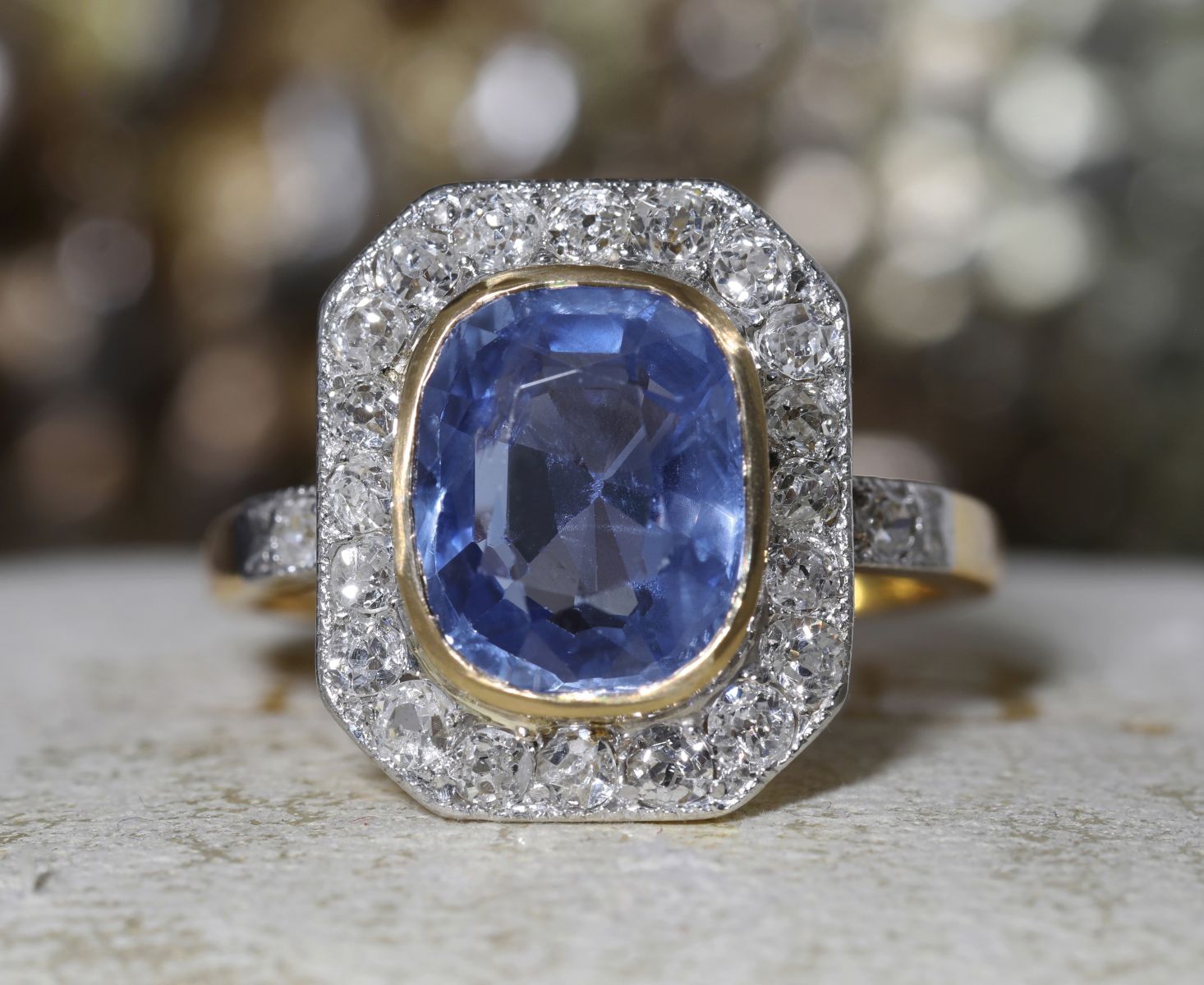 Antique Gallery Soleil アンティークジュエリー / 鑑定書付 約4ct 非